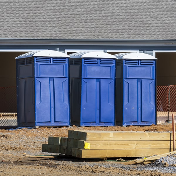 what is the maximum capacity for a single portable toilet in Plandome